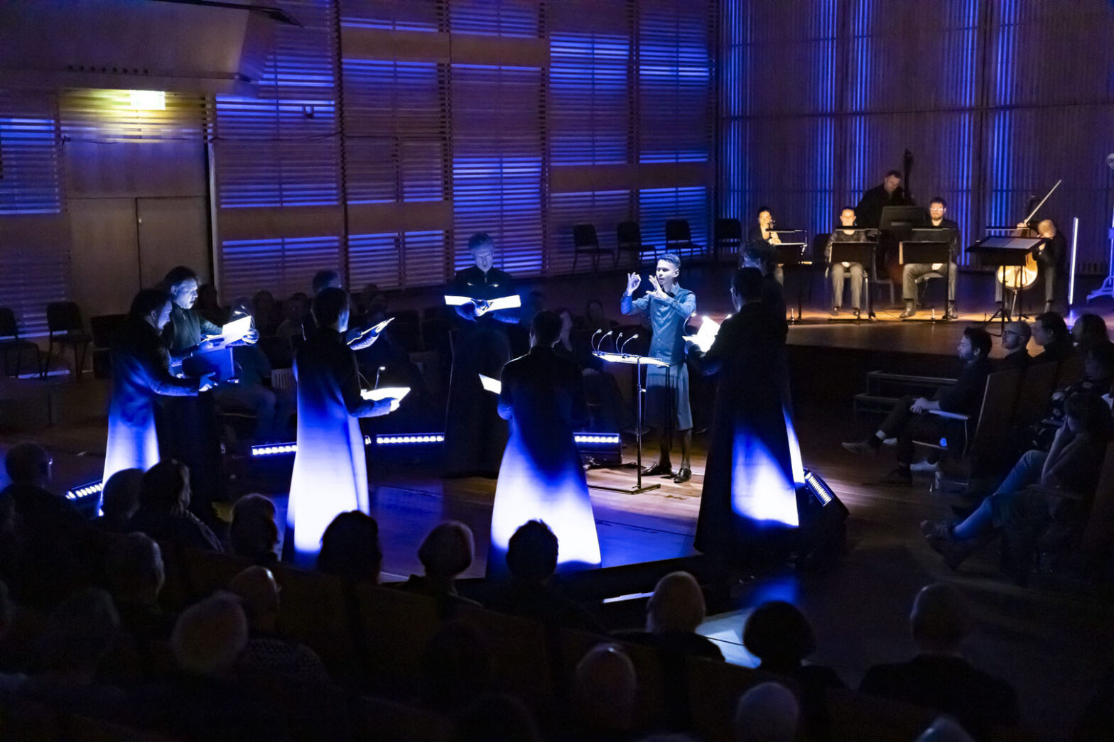 seung won oh composer Seung Won Oh. YeonDo .HR . © Foppe Schut FS 7499